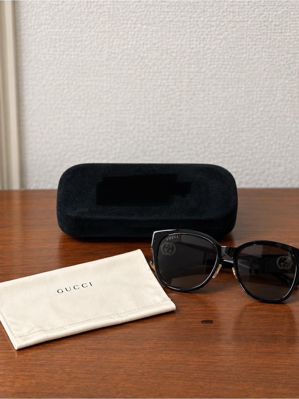 Gucci GG1028SK Dark Havana Tortoiseshell Sunglasses w/ Case & Cloth